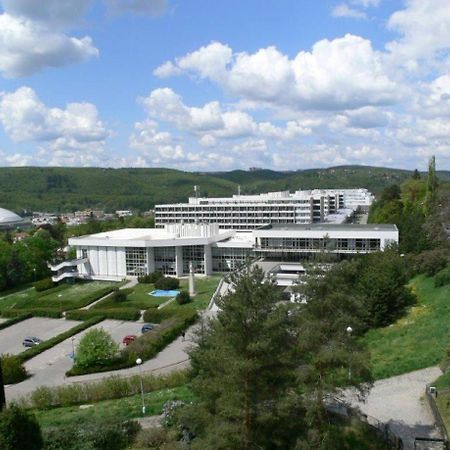 Koleje Vinarska Hotel Brno Buitenkant foto