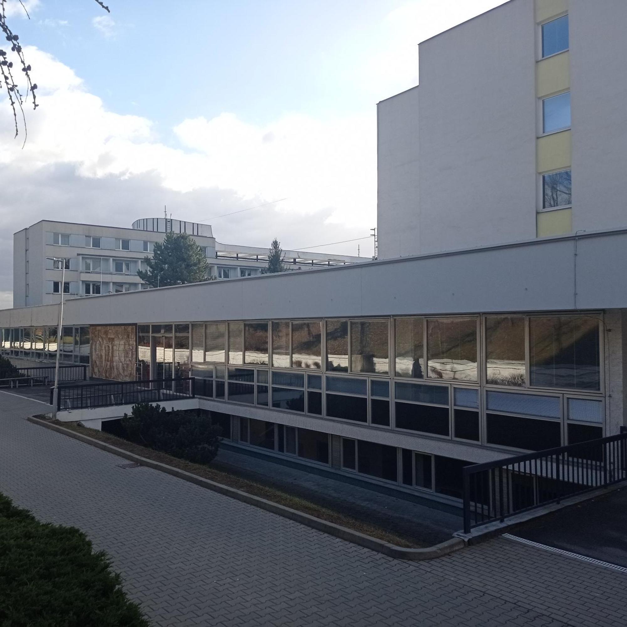 Koleje Vinarska Hotel Brno Buitenkant foto